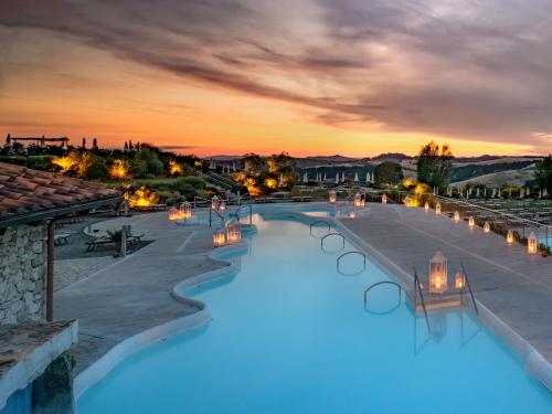 Outdoor thermal pool in Tuscany with steam